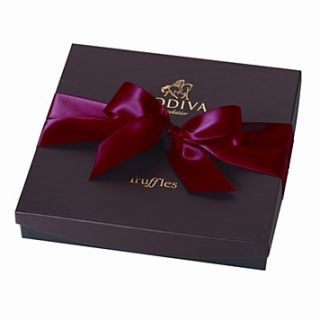 Godiva 36 Piece Signature Truffle Box with Ribbon