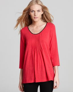 sleeve tee orig $ 54 00 sale $ 37 80 pricing policy color red