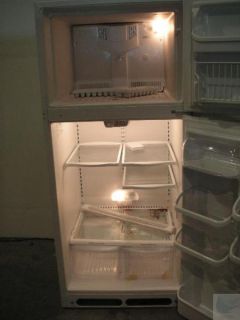  Kenmore 253 69252702 25 CU ft Top Freezer Refrigerator