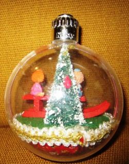 Vintage Raggedy Ann and Andy with Christmas tree 3  dimensional