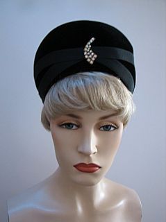 Vintage Ladies Black Hat Rhinestone Pin Gorgeous 1182