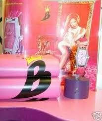 Royalty by Lil Kim Model LK001D w Box Warranty Pink Face Band
