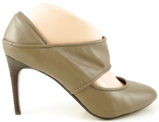Maxstudio Lespos Taupe Womens Mary Jane Shoes High Heel Pumps 8 5 M