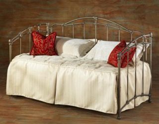 PICTURED ABOVE IS AMANDA SUTTON MILLWOOD TWIN DAY BED