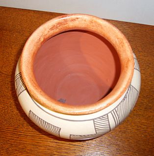 Hopi Mimbres Style Polychrome Pottery Vase