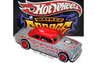Hot Wheels Waynes Garage Shoe Box 30 Car Set