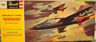 VINTAGE1961 Revell Republic F 105B Thunderchief Jet Fighter Bomber