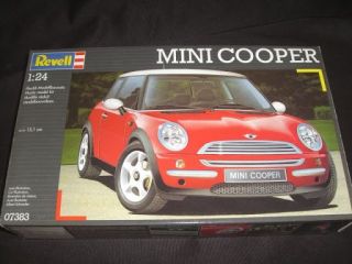 24 Revell Mini Cooper