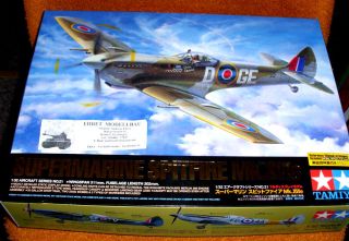 WWII Supermarine Spitfire Mk.XVIe in 1:32 von Tamiya 60321 Neu Länge