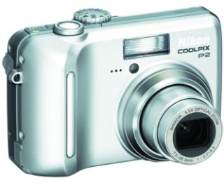 Nikon Coolpix P2 Digitalkamera in silber Kamera & Foto