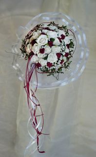 Brautstrauß Blumenstrauß Hochzeit weiß bordo Rosen NEU
