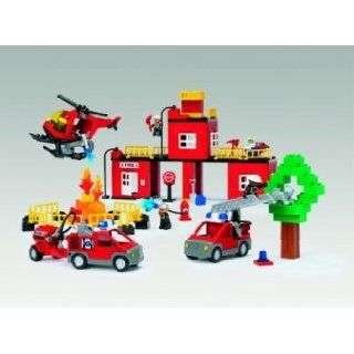 LEGO DUPLO Feuerwehr Station 9240   132 Elemente für Kinder ab 3