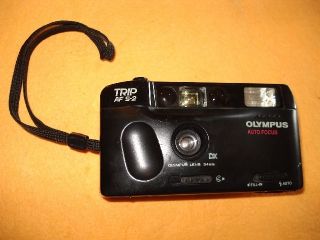 VINTAGE OLYMPUS AUTO FOCUS FLASH CAMERA.TRIP AF S 2 35 MM POINT AND