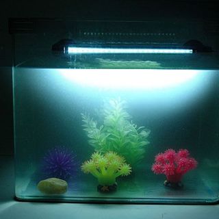 57 LED Aquarium Lampe Leuchtstab Beleuchtung 12V 3,4W weiss Leds Licht