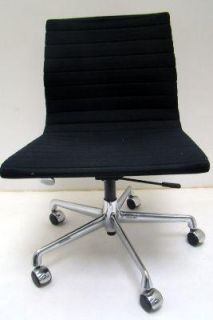 Vitra Charles Eames Chair Aluminium Stuhl Bürostuhl schwarz