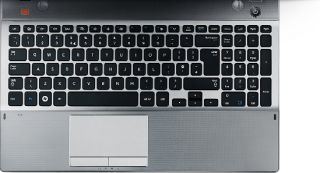 Samsung 550P5C 39,6 cm Notebook schwarz Computer