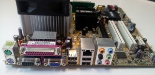  VM/S Mainboard + Intel Pentium 4 (524) 3,06 GHz + 512 MB DDR2