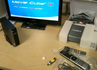 EMTEC Movie Cube R700 Video Player, HD Ready, Videorecorder ~OHNE