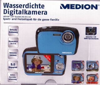 Medion S41008 5.0 MP Wasserdichte Digitalkamera   Blau + 4GB SDHC
