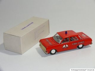 R520 } EHRI Feuerwehr Fire Chief   Spielzeug aus der DDR mit OVP