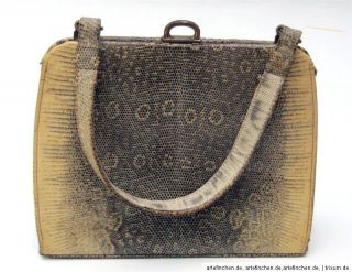 Omas alte Handtasche aus den 30gern Schlangenmuster,Schuppenmuster