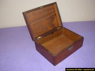 Schöne alte Holzdose Holzbox Holzkästchen Holzschatule mit Schloß