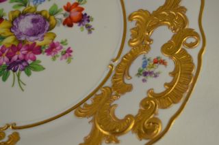 Porzellan Prunkteller mit Blumenmotiv und Goldbemalung, Krautheim Selb