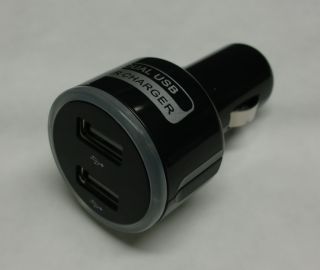 KFZ Strom Adapter mit 2x USB (Buchse) 2,1A (Beleuchtet) #j827b