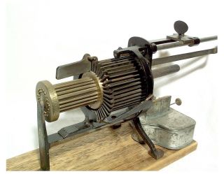 Bügeleisen iron fer à repasser Plissiermaschine A. LINCENS 1888