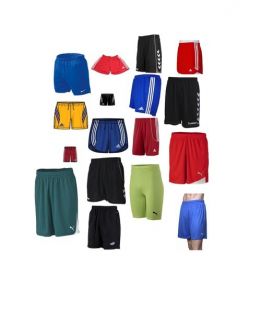 HUMMEL und NIKE Shorts für Kinder und Herren in verschiedenen Farben