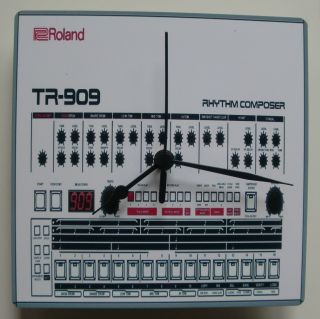 Roland TR 909 Rhythm Composer   Wanduhr / Wall Clock (Ltd Edition) NEW