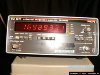 Philips FLUKE PM6673 universal Frequency counter 120MHz