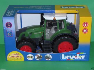 Bruder 03040 Fendt Traktor 936 Vario Blitzversand