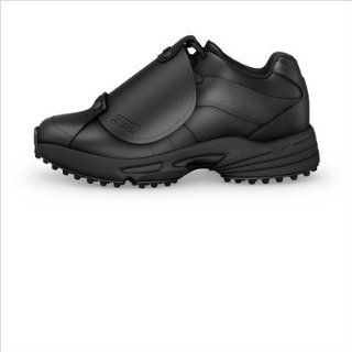: 3N2 7355 0101 Mens Reaction Umpire Plate Mid Shoes in Black: Shoes