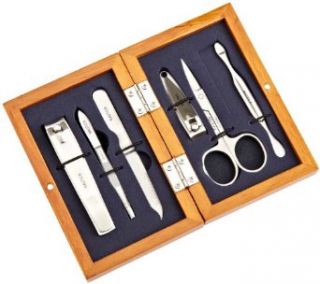Nautica Mens Six Piece Manicure Gift Set In Wooden Valet
