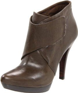 : Nine West Womens Jackiejo Bootie,Dark Green Leather,7 M US: Shoes