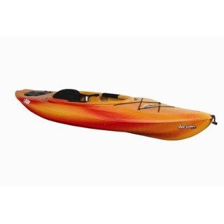 Freedom 100 DLX Sit in Kayak in Fade Red / Yellow: Sports