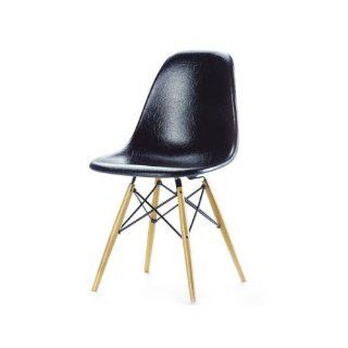 Vitra Miniature Eames DSW Chair