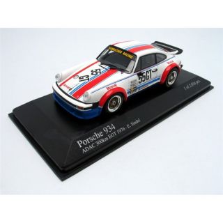 Fabricant: MINICHAMPS   Reference Fabricant: 400766455   Echelle: 1/43