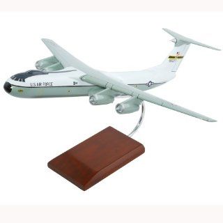 C 141 Starlifter Hanoi Taxi Toys & Games